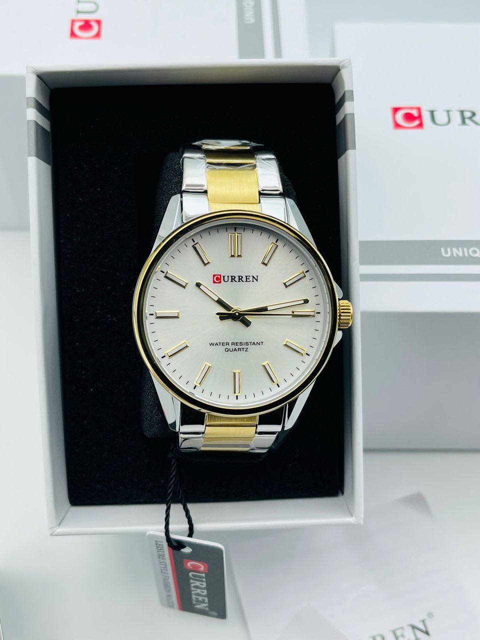 Curren 8439